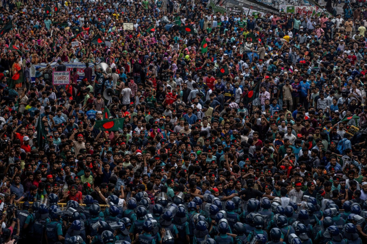 জনতার ঢেউ